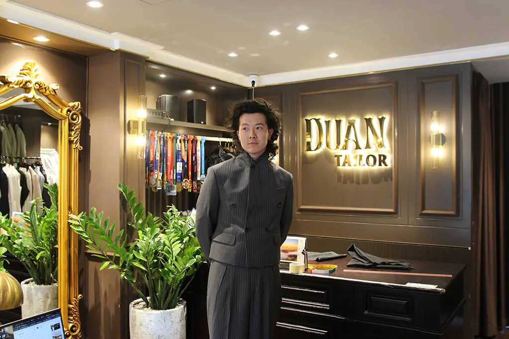 Khách hàng DuanTailor 2